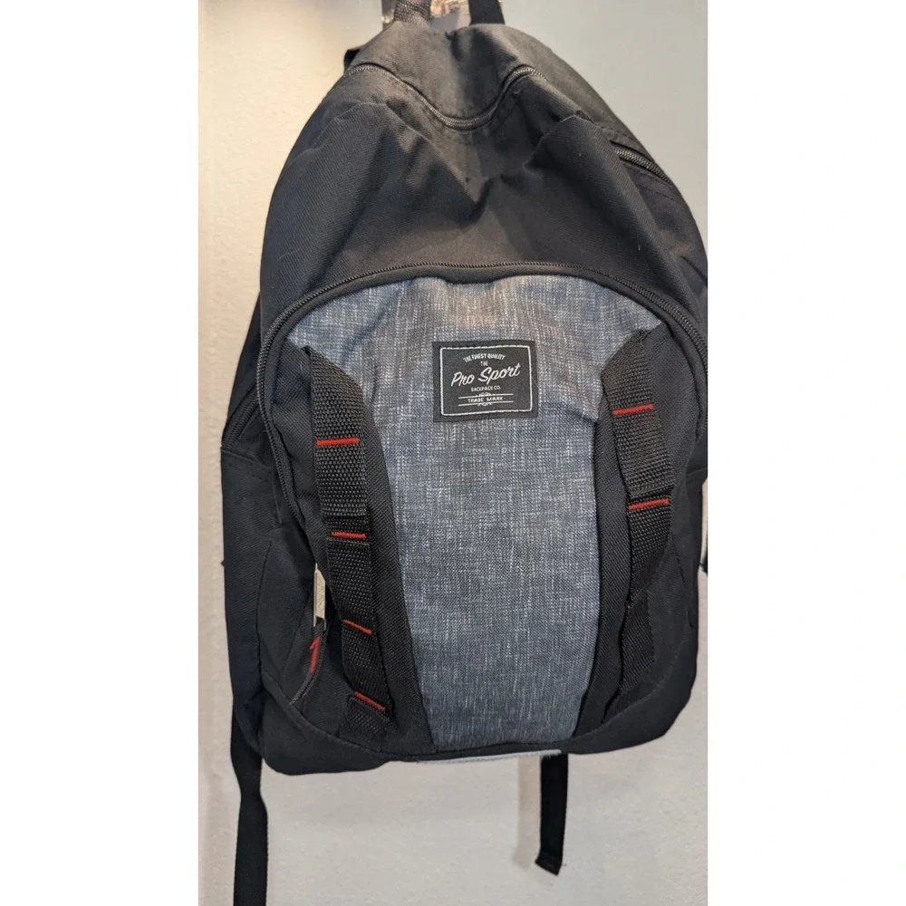 Pro Sport Backpack School Light‎ 2 Pocket Zipper Black Day pack Nwt Adjustable